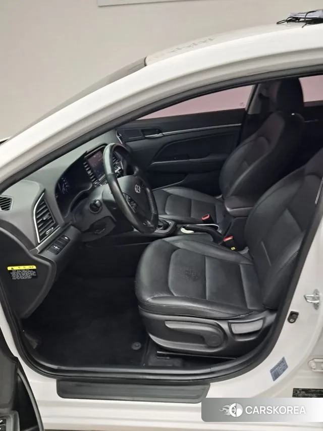 Hyundai Avante AD id 3408304 из Кореи 14