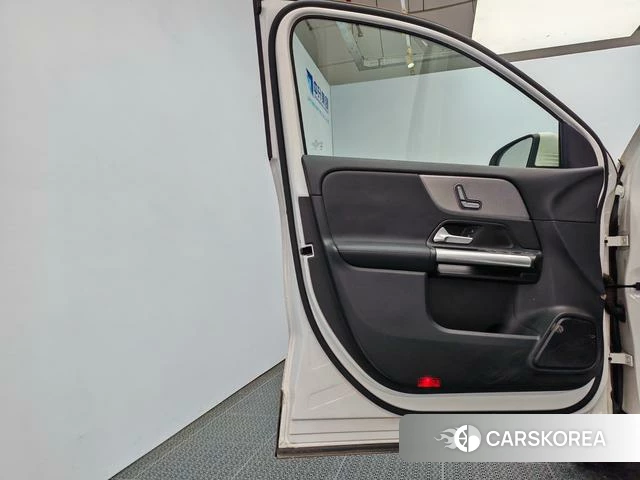 Mercedes-Benz GLA id 4353431 из Китая 19
