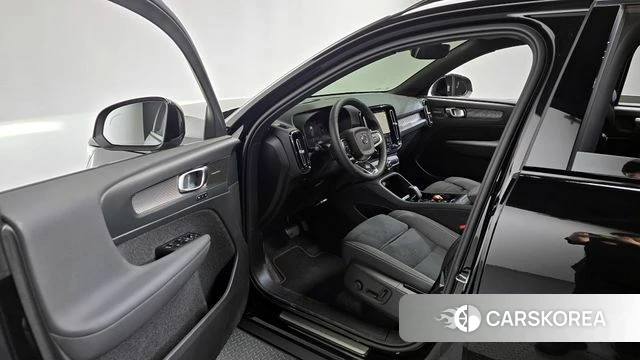 Volvo XC40 id 4394619 из Кореи 34
