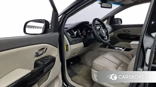 Kia All New Carnival id 3096279 из Кореи 20