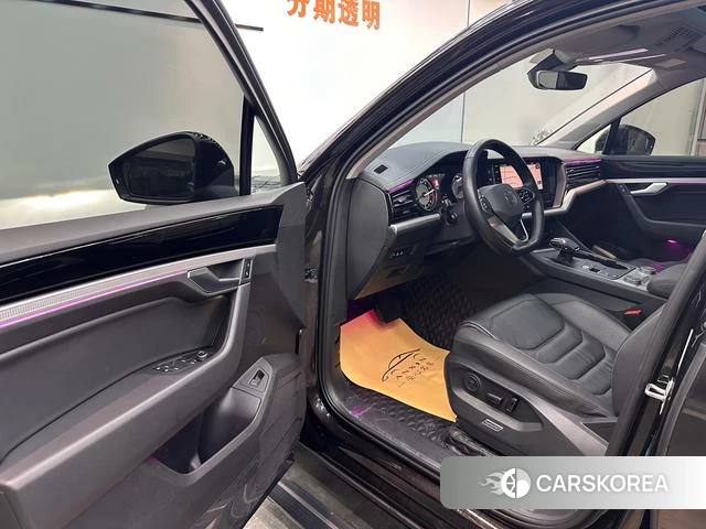 Volkswagen Touareg id 4258459 из Китая 16