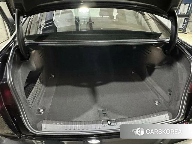 Audi A6L id 4273275 из Китая 11