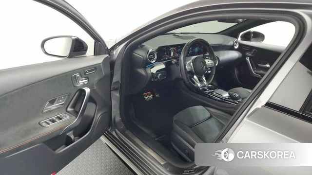 Mercedes-Benz A-Class W177 id 4282128 из Кореи 34