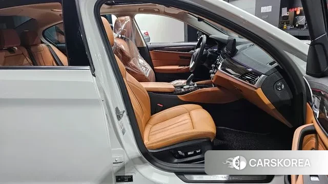 BMW 5 Series (G30) id 2994465 из Кореи 20