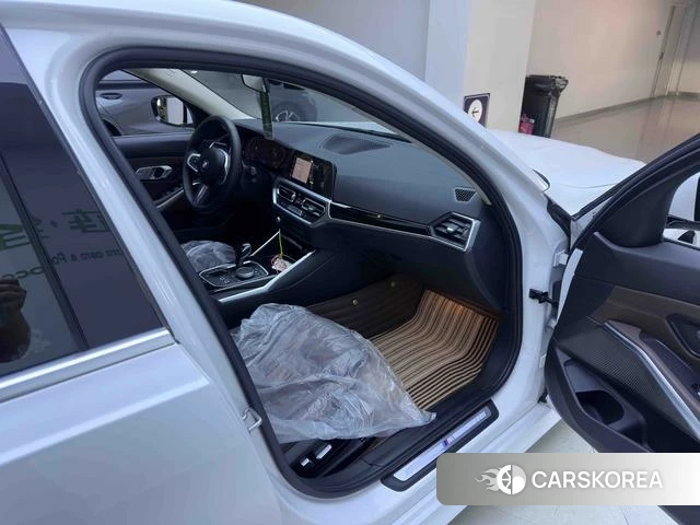 BMW 3 series id 4301407 из Китая 23
