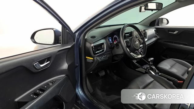 Kia Stonic id 4558024 из Кореи 33