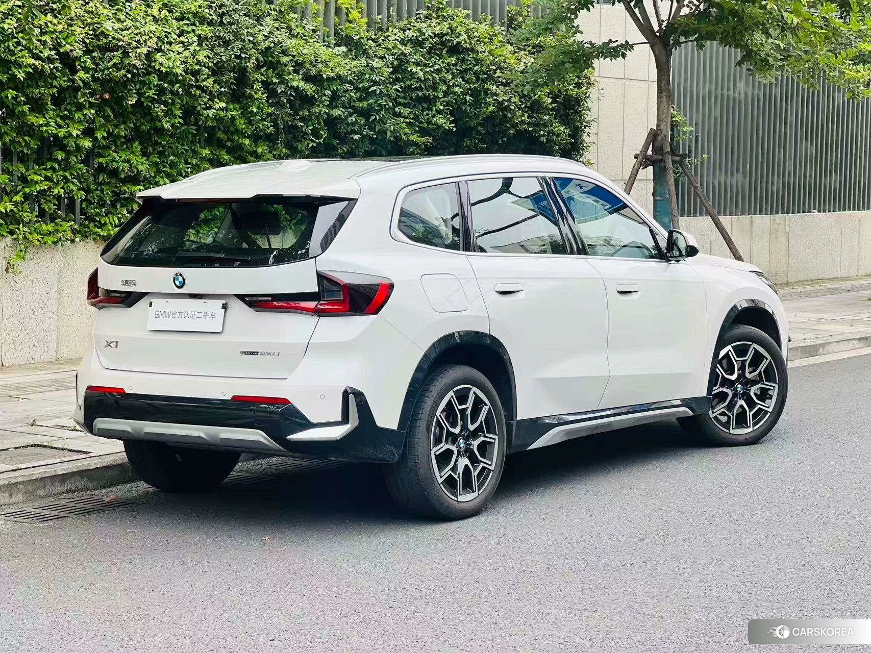 BMW X1 id 4407514 из Китая 17
