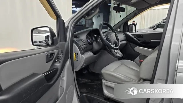 Hyundai The New Grand Starex id 3557978 из Кореи 20