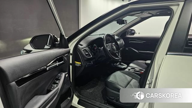Kia Seltos id 4250947 из Кореи 31