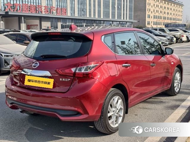 Nissan TIIDA id 4261618 из Китая 12