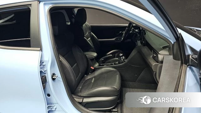 Hyundai Veloster (JS) id 3814179 из Кореи 20