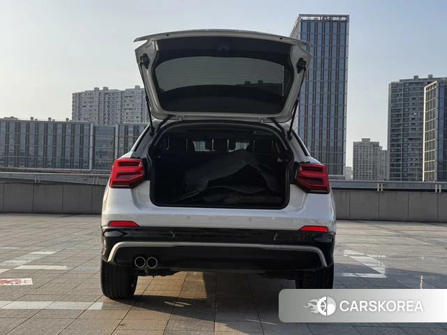 Audi Q2L id 4275795 из Китая 21