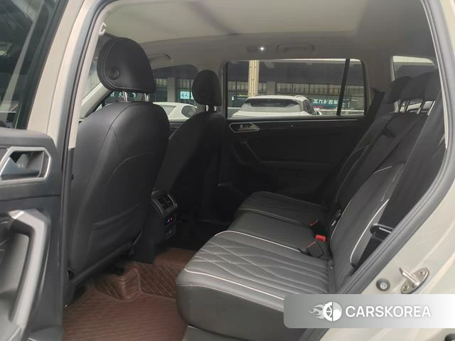 Volkswagen Tiguan L id 4298204 из Китая 15