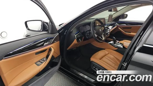 BMW 5 Series (G30) id 2681391 из Кореи 20