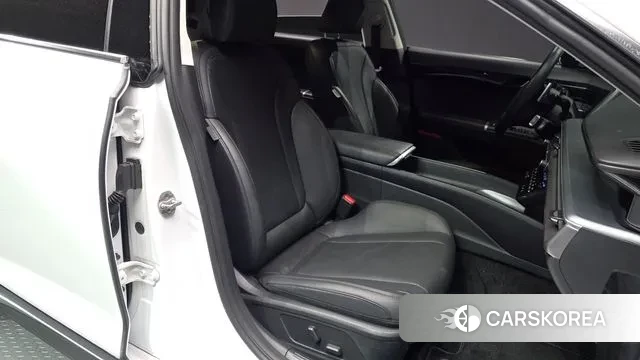 Hyundai Grandeur (GN7) id 3751938 из Кореи 20