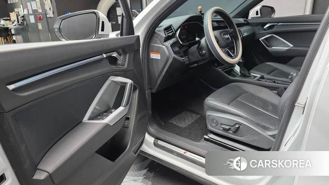 Audi Q3 (F3) id 4488434 из Кореи 30