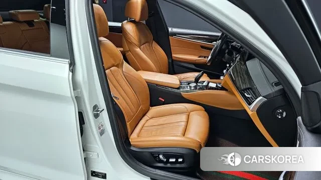 BMW 5 Series (G30) id 3422057 из Кореи 20