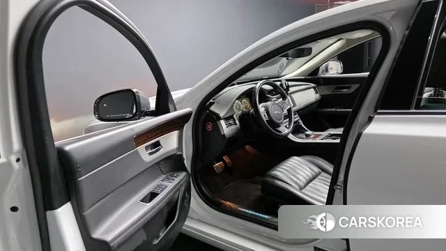 Jaguar XF (X260) id 3238774 из Кореи 20