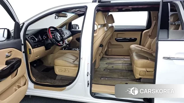 Kia All New Carnival id 3096284 из Кореи 20