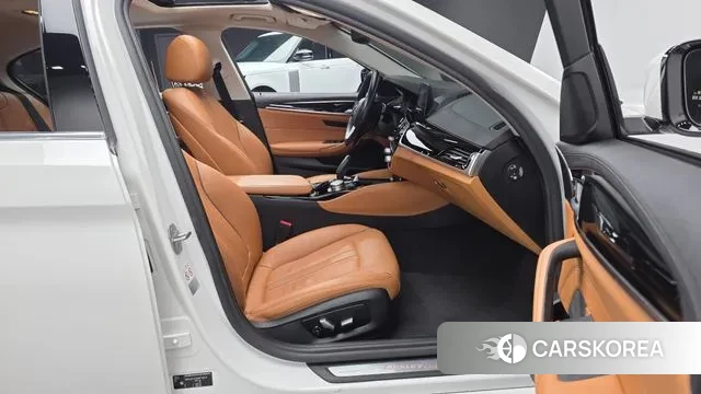 BMW 5 Series (G30) id 3417891 из Кореи 20