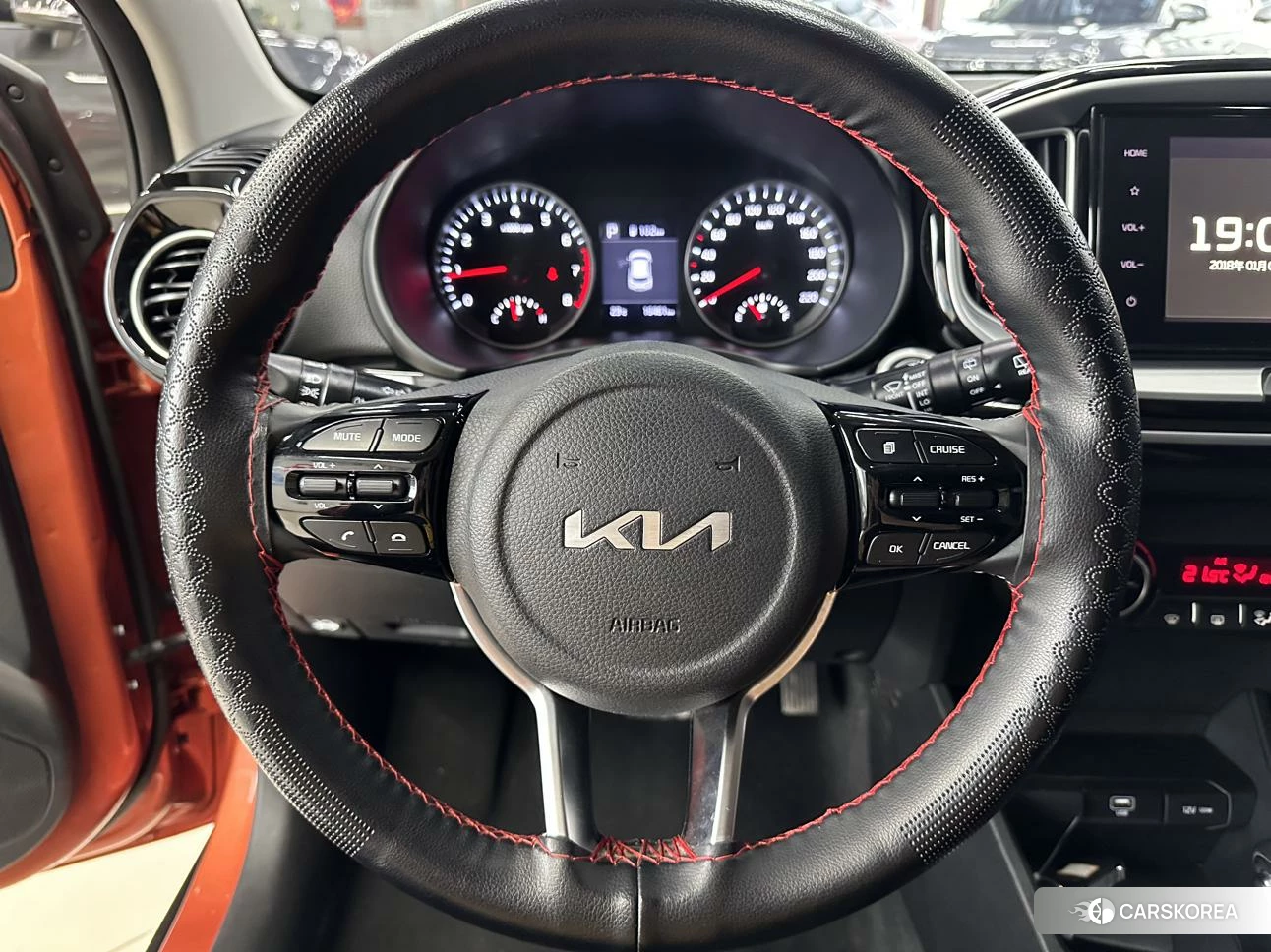 Kia KX1 id 4498928 из Китая 17