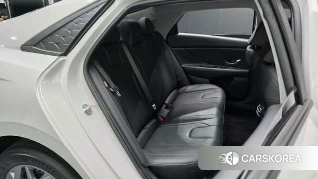 Hyundai The New Avante (CN7) id 4743915 из Кореи 32