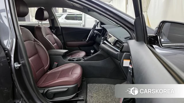 Kia The New Niro id 3924306 из Кореи 20