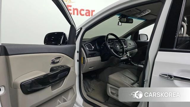 Kia The New Carnival id 4397637 из Кореи 20