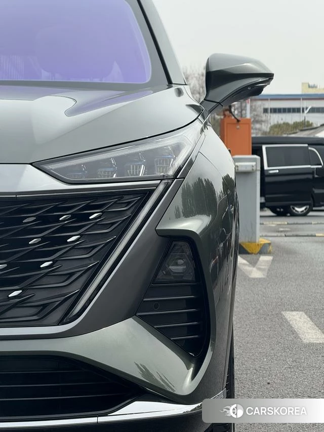 Roewe RX9 id 4242434 из Китая 31