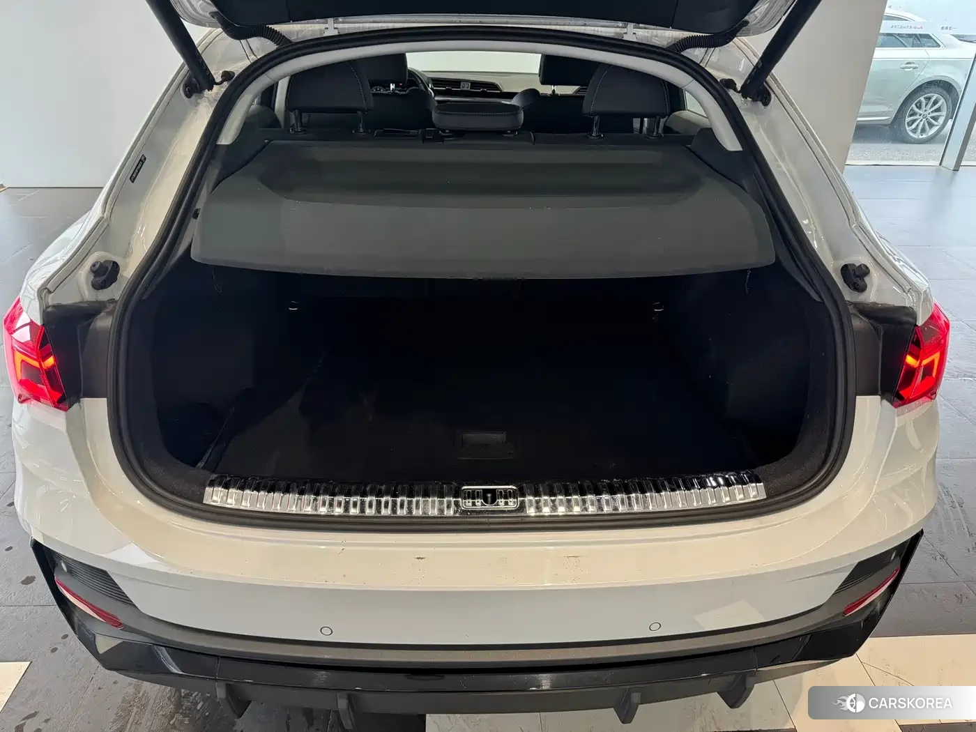 Audi Q3 Sportback id 4578235 из Китая 16