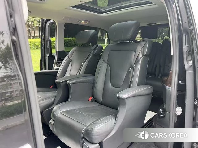 Mercedes-Benz V-class id 4228508 из Китая 35