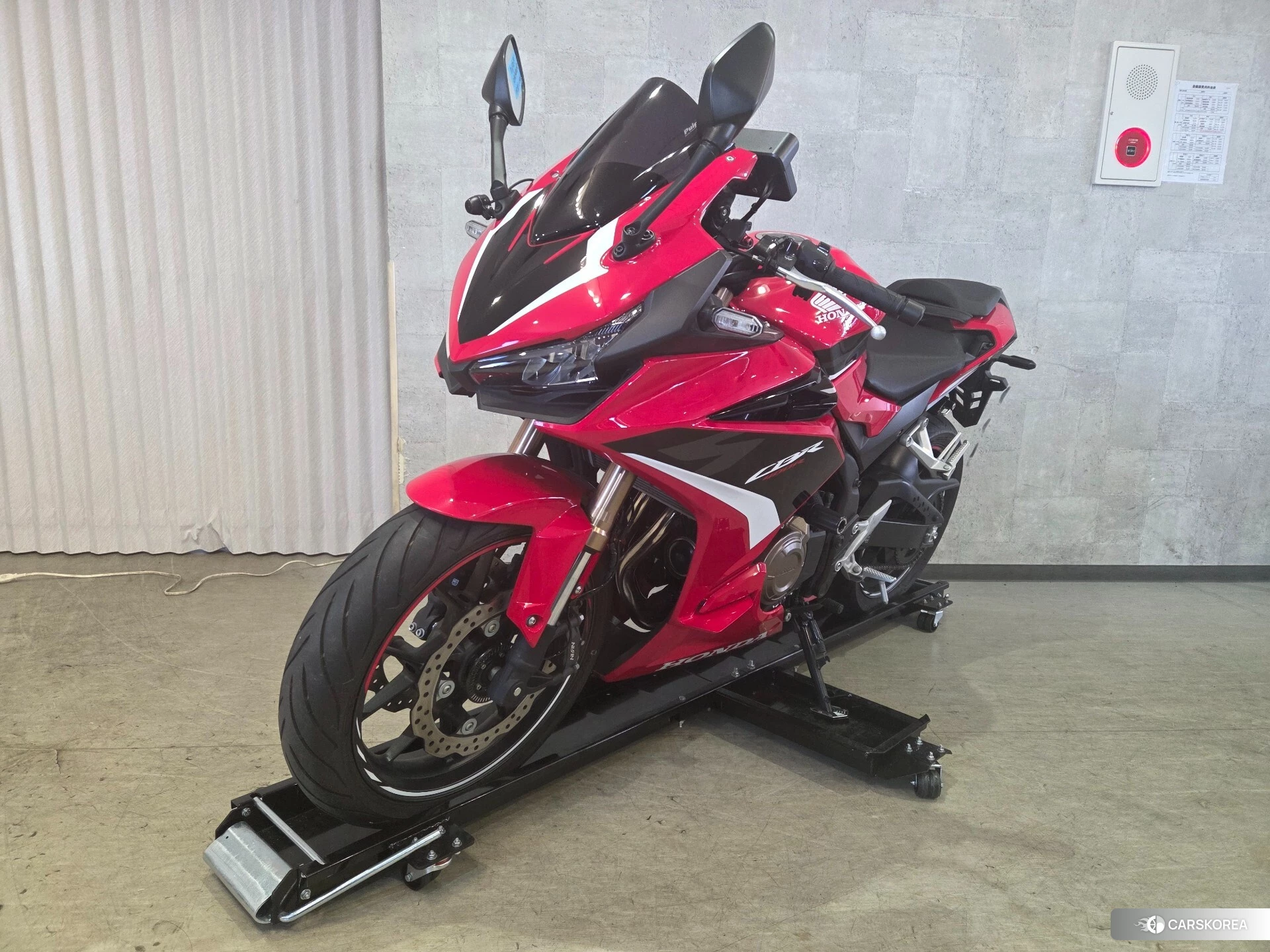 Проданный Honda CBR400R ABS id 4365565 из Японии, фото 13