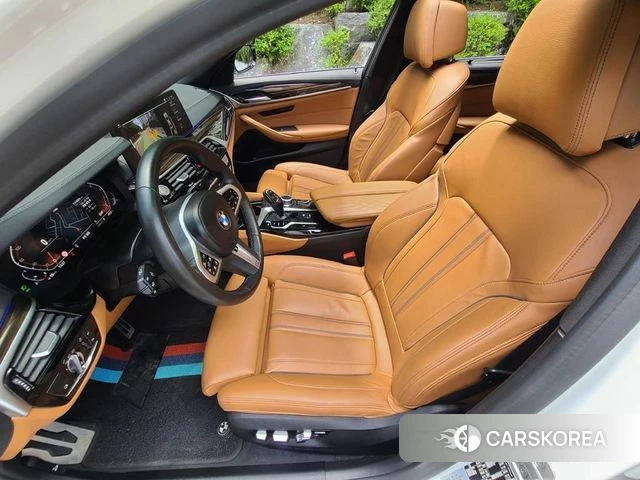 BMW 5 Series (G30) id 4511414 из Кореи 20