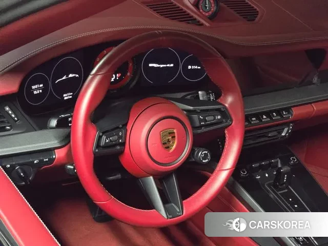 Porsche 911(992) id 3716025 из Кореи 20