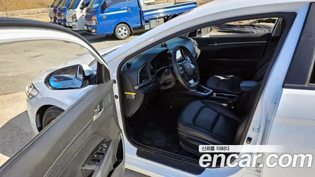 Hyundai Avante AD id 2418821 из Кореи 20