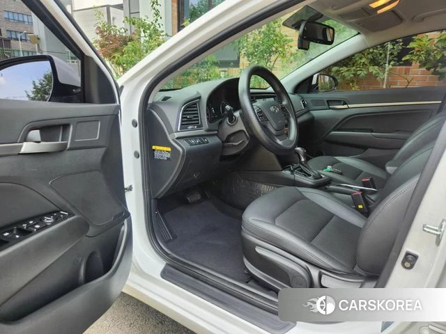 Hyundai Avante AD id 4520741 из Кореи 20