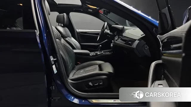 BMW 5 Series (G30) id 3661242 из Кореи 20