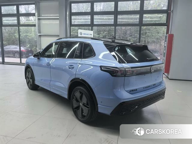 Volkswagen Tiguan L id 4255964 из Китая 18