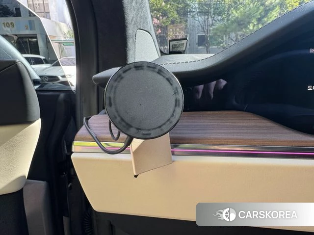 Tesla Model X id 4644770 из Кореи 17