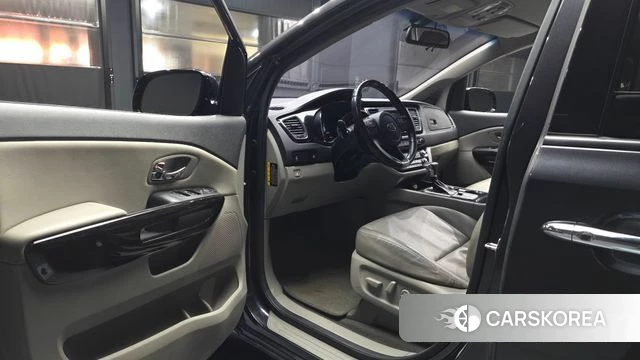 Kia The New Carnival id 3885708 из Кореи 20