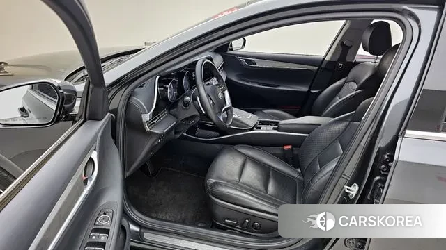 Hyundai The New Grandeur IG Hybrid id 3771926 из Кореи 20