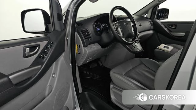 Hyundai The New Grand Starex id 4633330 из Кореи 30