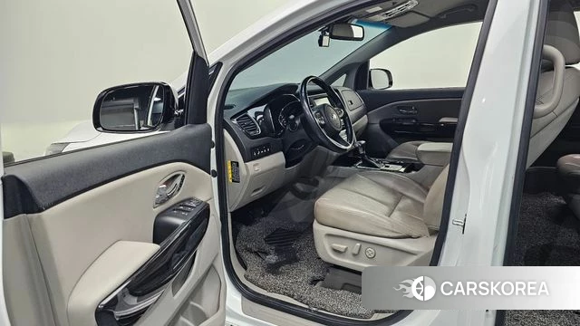 Kia The New Carnival id 4485837 из Кореи 30