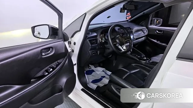 Nissan Leaf (ZE1) id 3407912 из Кореи 20