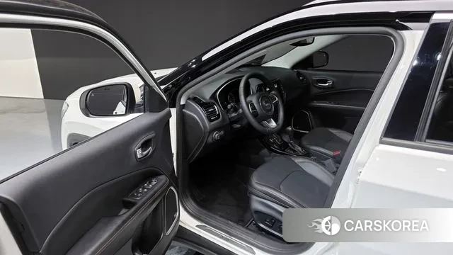 Jeep Compass 2nd Generation id 3106885 из Кореи 20