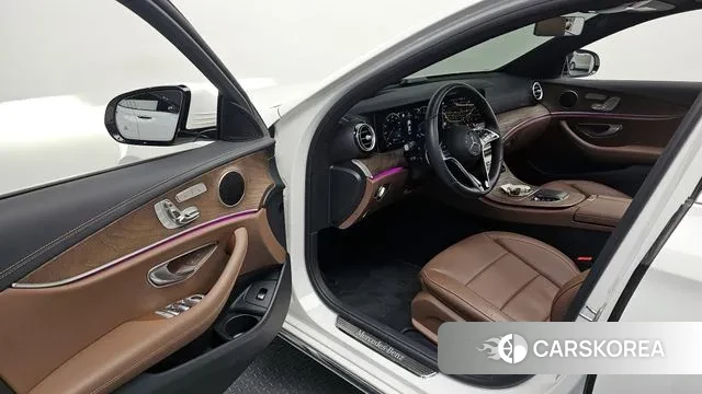 Mercedes-Benz E-Class W213 id 3524603 из Кореи 20