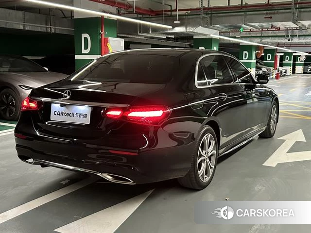Mercedes-Benz E-class id 4277127 из Китая 21