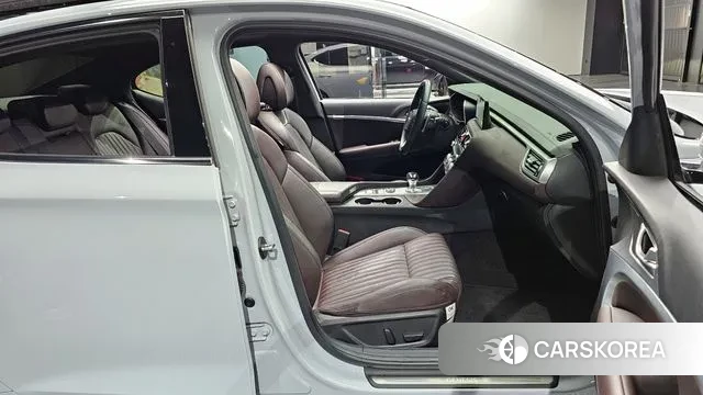 Genesis The New G70 id 3534645 из Кореи 20