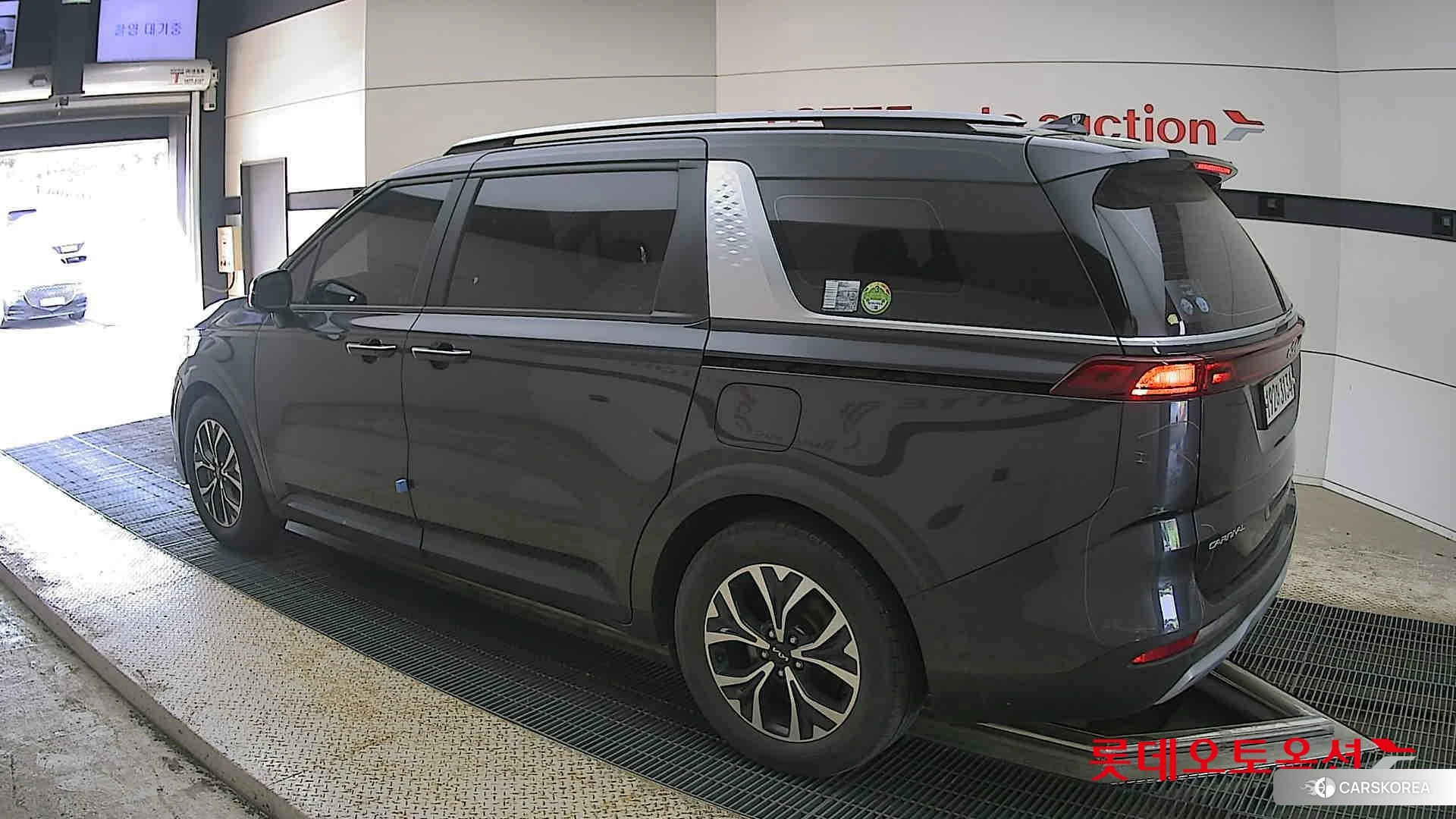Kia Carnival id 4289546 из Кореи 38