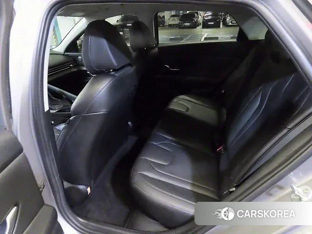 Hyundai Avante Hybrid (CN7) id 2901550 из Кореи 18